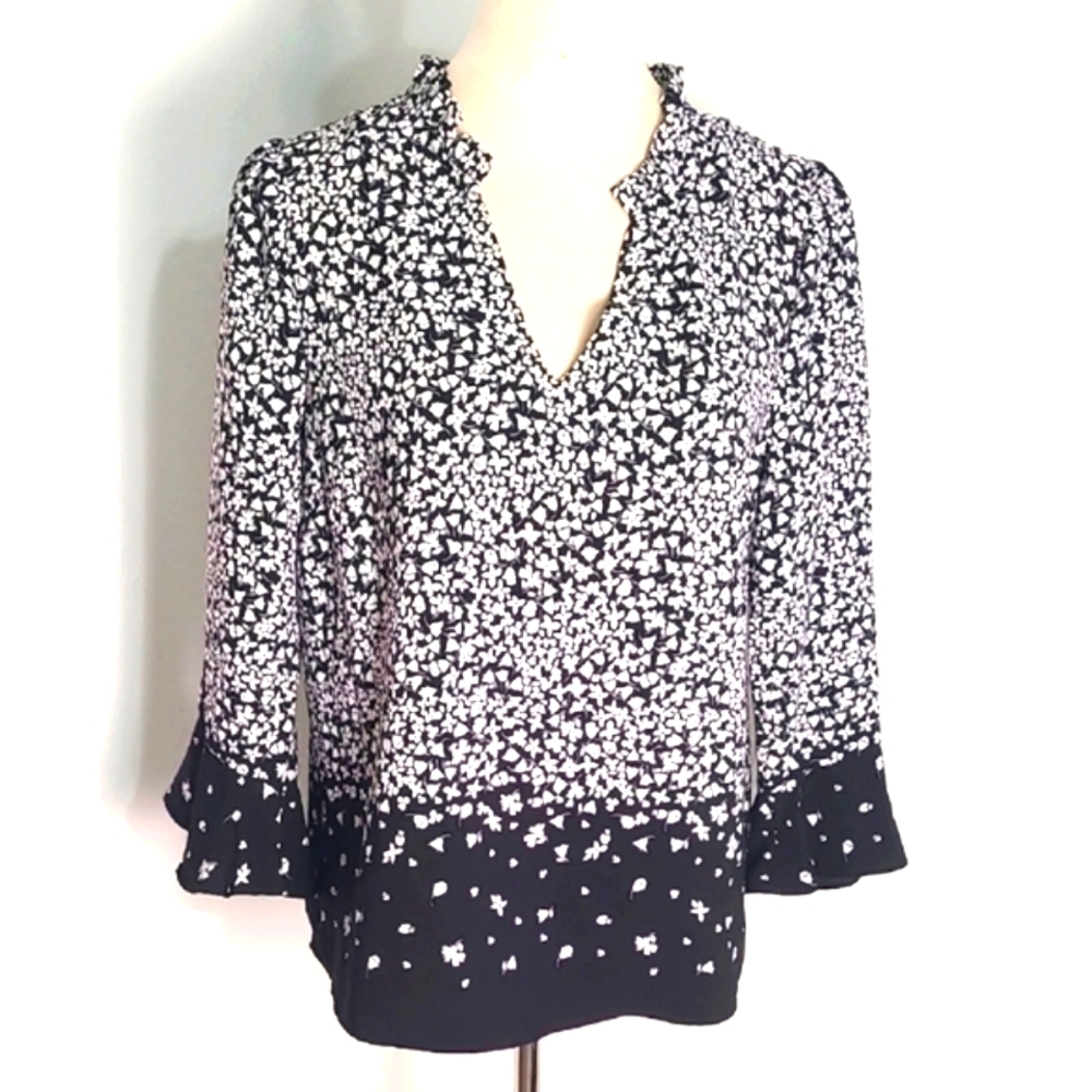 CeCe Black & White Floral Ruffled 3/4 Sleeve Blouse, Mandarin Collar, Sz Medium